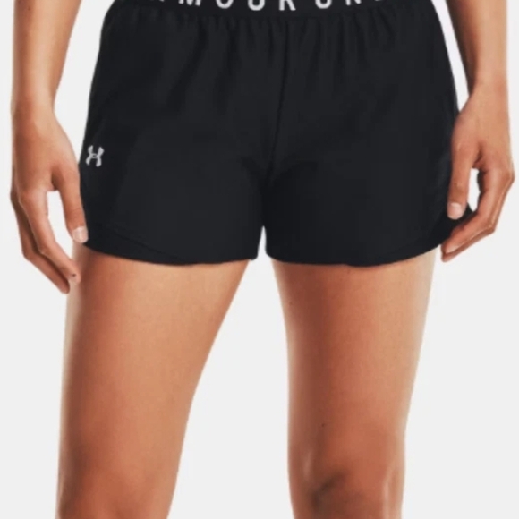 Under Armour Women's Black Shorts - Picture 1 of 4